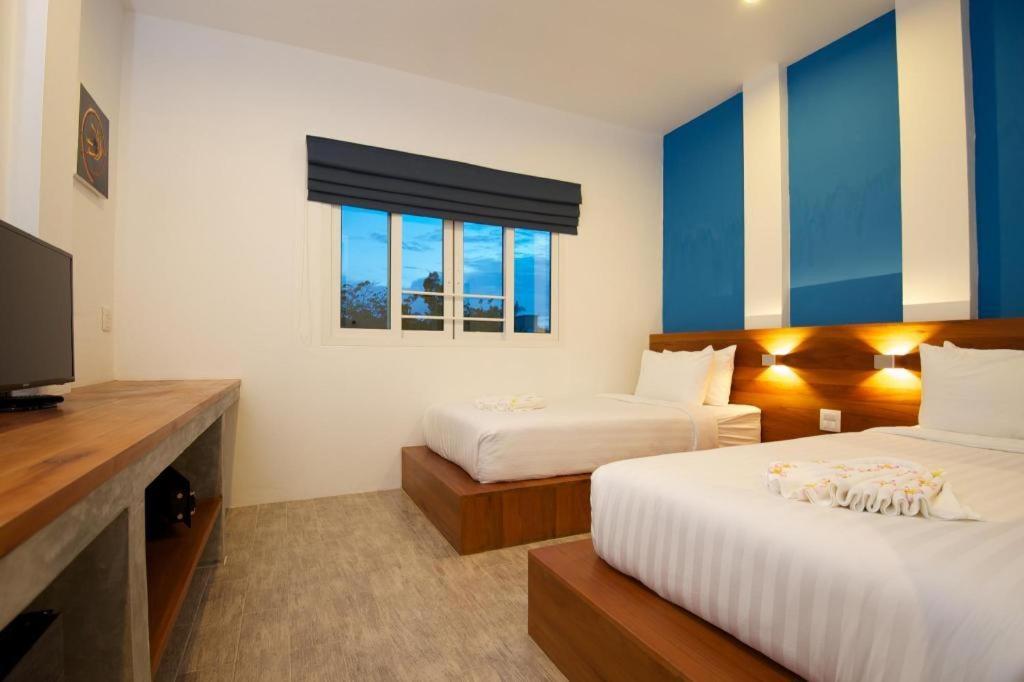 Thalassa Hotel Тау Экстерьер фото