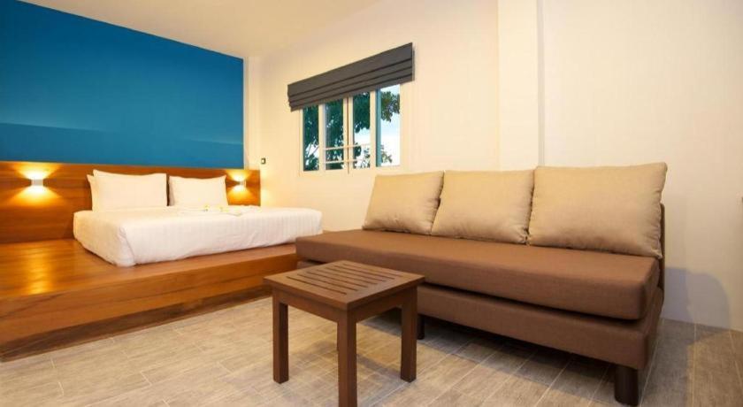 Thalassa Hotel Тау Экстерьер фото