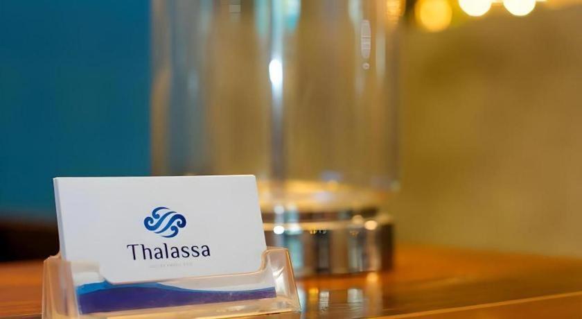 Thalassa Hotel Тау Экстерьер фото