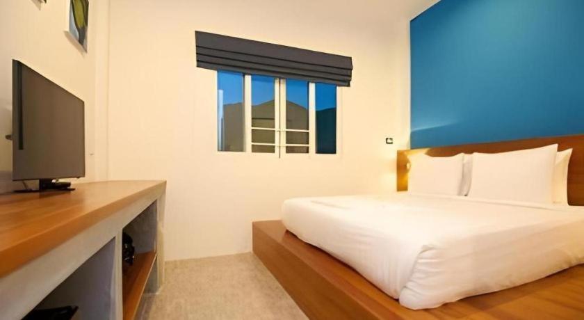 Thalassa Hotel Тау Экстерьер фото